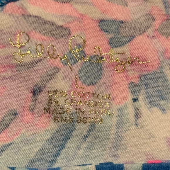 Lilly Pulitzer Pink and Blue Patterned pullover top 3/4 picture size large - Picture 6 of 6